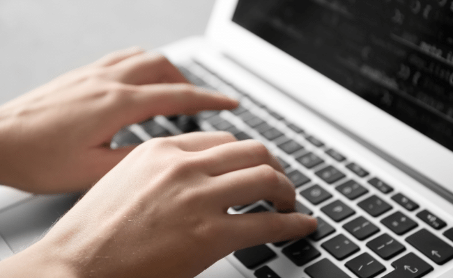 Custom Shopify app development to get your brand in the Shopify app store